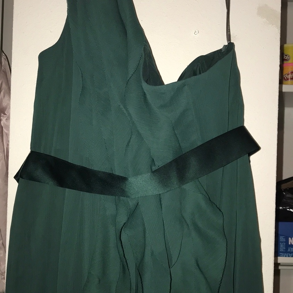 Vera Wang Forrest Green Brides Maid Dress